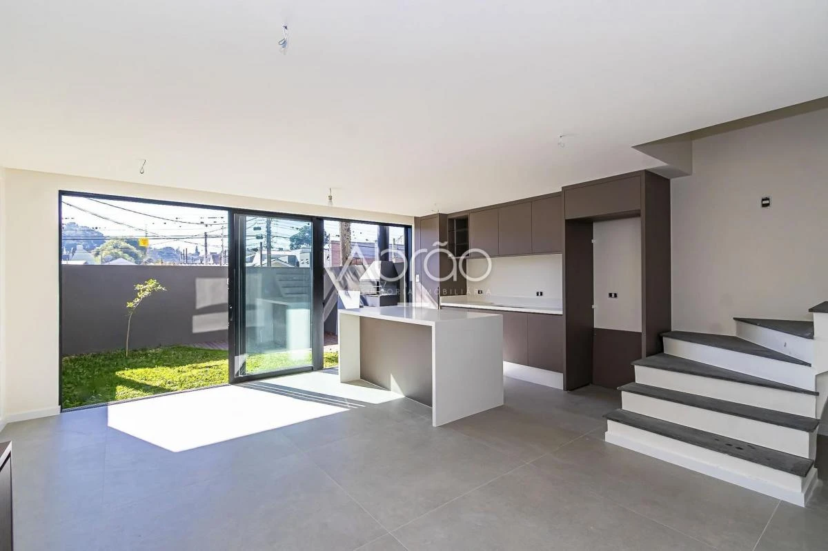 House with a washing machine and open-plan kitchen — photo 6