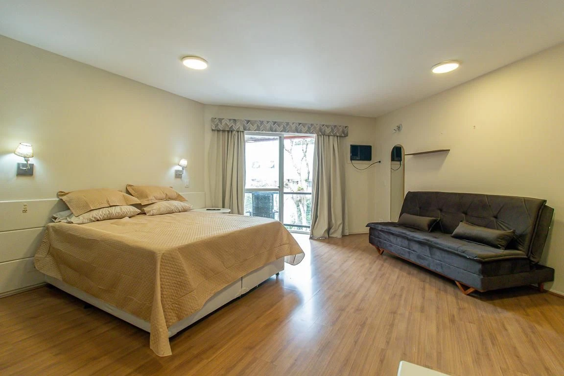 Furnished studio in a building with a gym — photo 3