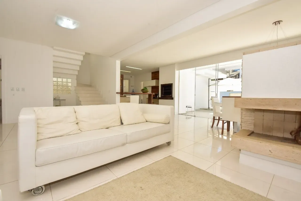 Casa mobiliada com 4 suítes e piscina aberta — photo 43