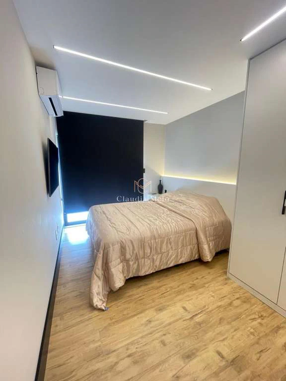 Furnished house with 5 en-suite bedrooms and 500 m² — photo 19