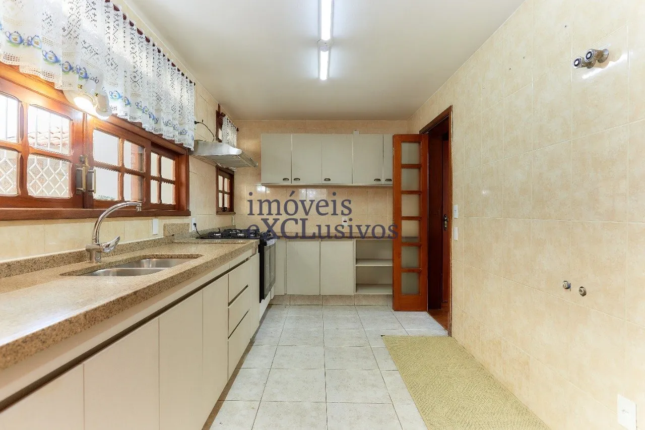 House with 3 en-suite bedrooms and 665 m² garden — photo 15