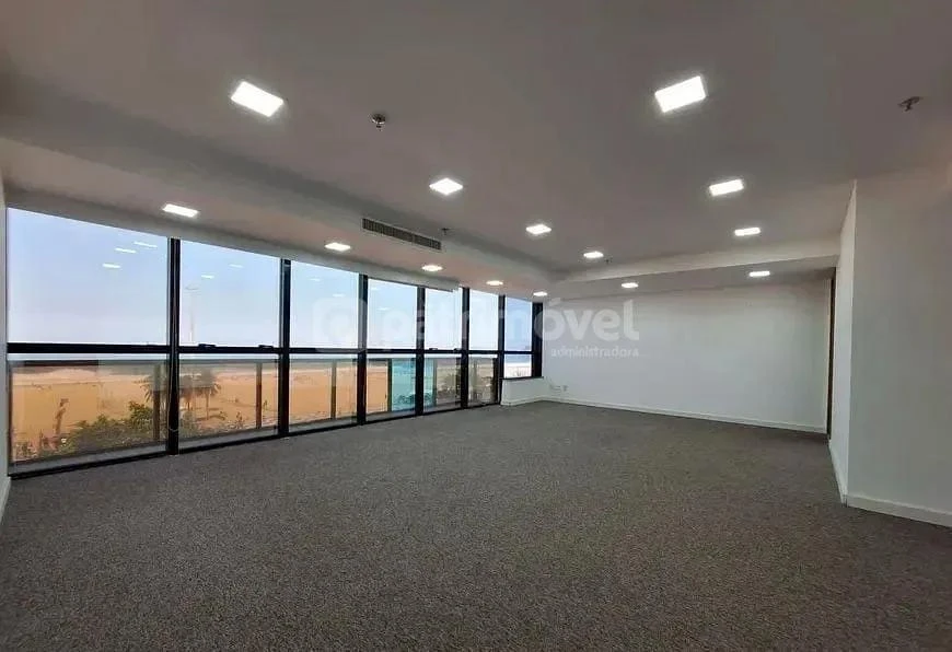 Пустая квартира 309 м² с кондиционером — photo 8