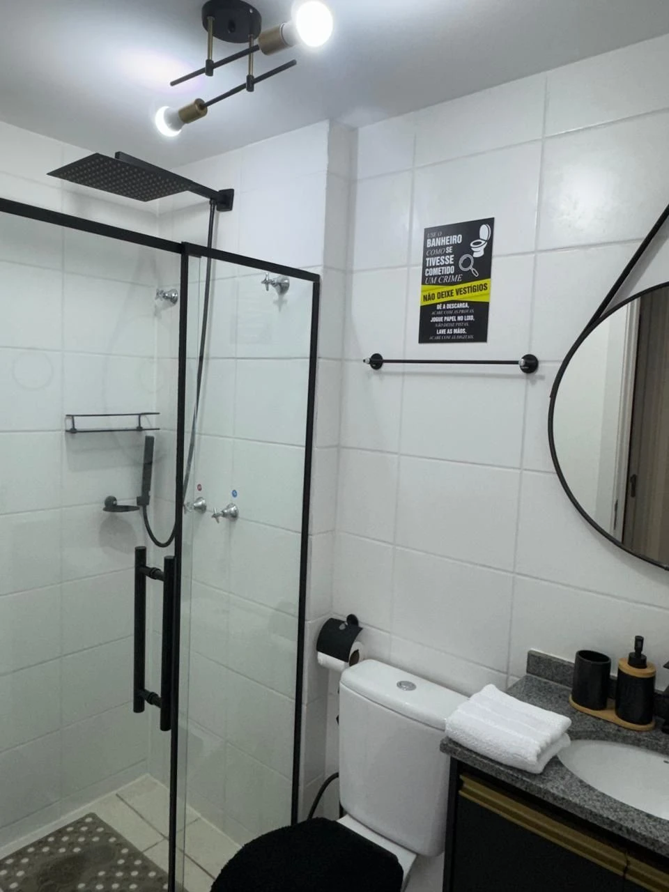 Furnished 2-bedroom apartment with 2 bathrooms — photo 34