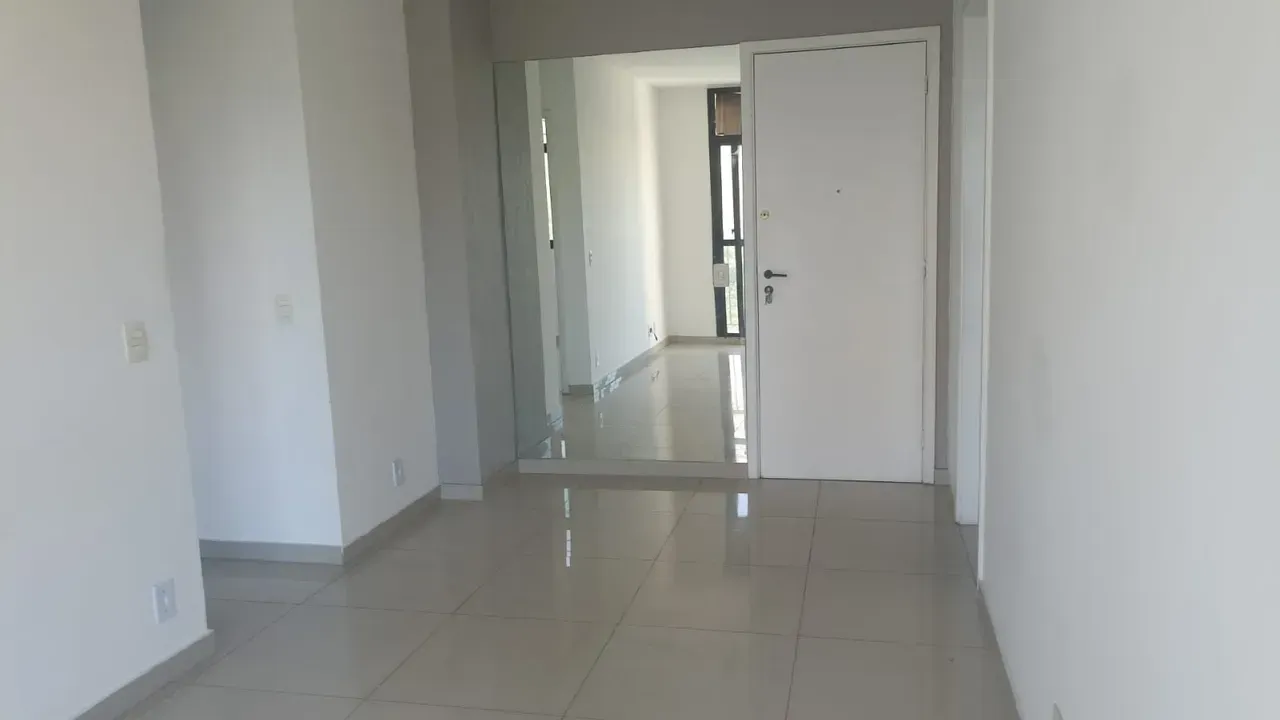 Apartamento semimobiliado com 3 quartos e cozinha separada — photo 10