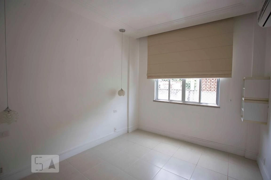 2-bedroom rental apartment with 1 bathroom and parking — photo 13