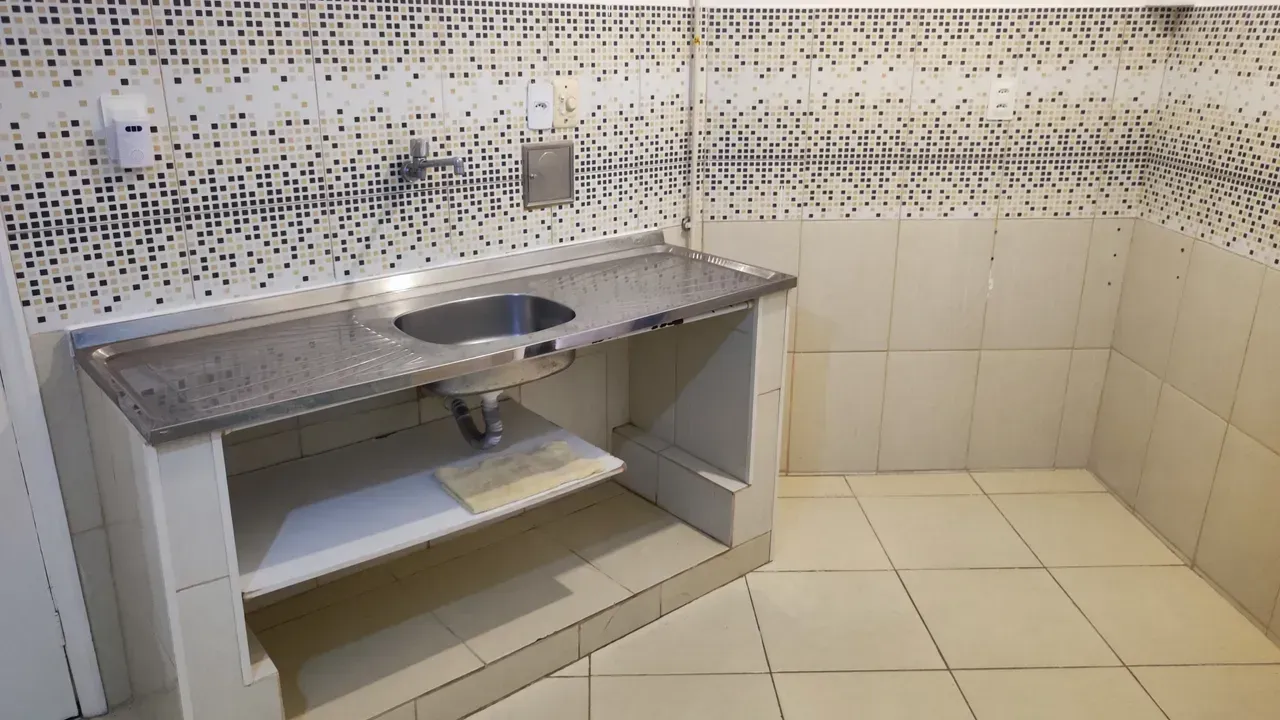 Apartamento de 1 quarto com piso de madeira e 1 vaga — photo 13