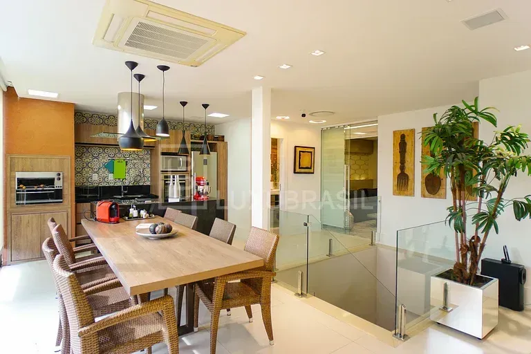 Apartamento amueblado de 360 m² con 4 suites y 6 baños — photo 12
