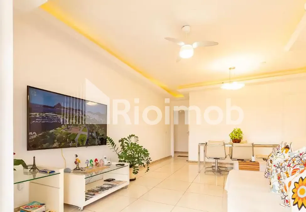 Furnished apartment with balcony and a gas stove kitchen — photo 7
