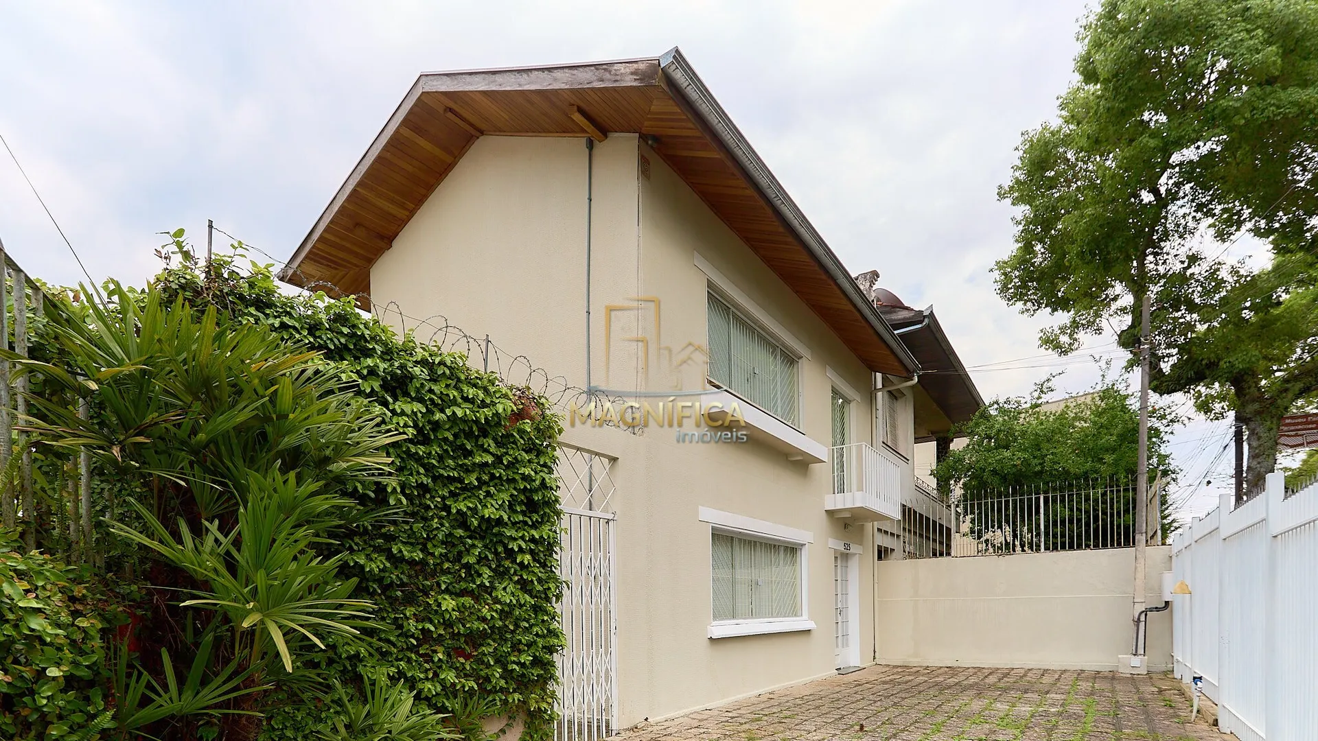 Casa com 6 quartos e 3 banheiros, 307 m² e 2 vagas — photo 36
