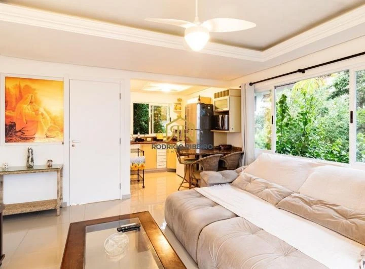 Меблированный дом с 4 спальнями и 360 м² — photo 8