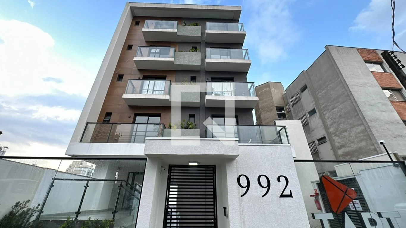 Furnished one-bedroom, 18 m² house in Curitiba — photo 25