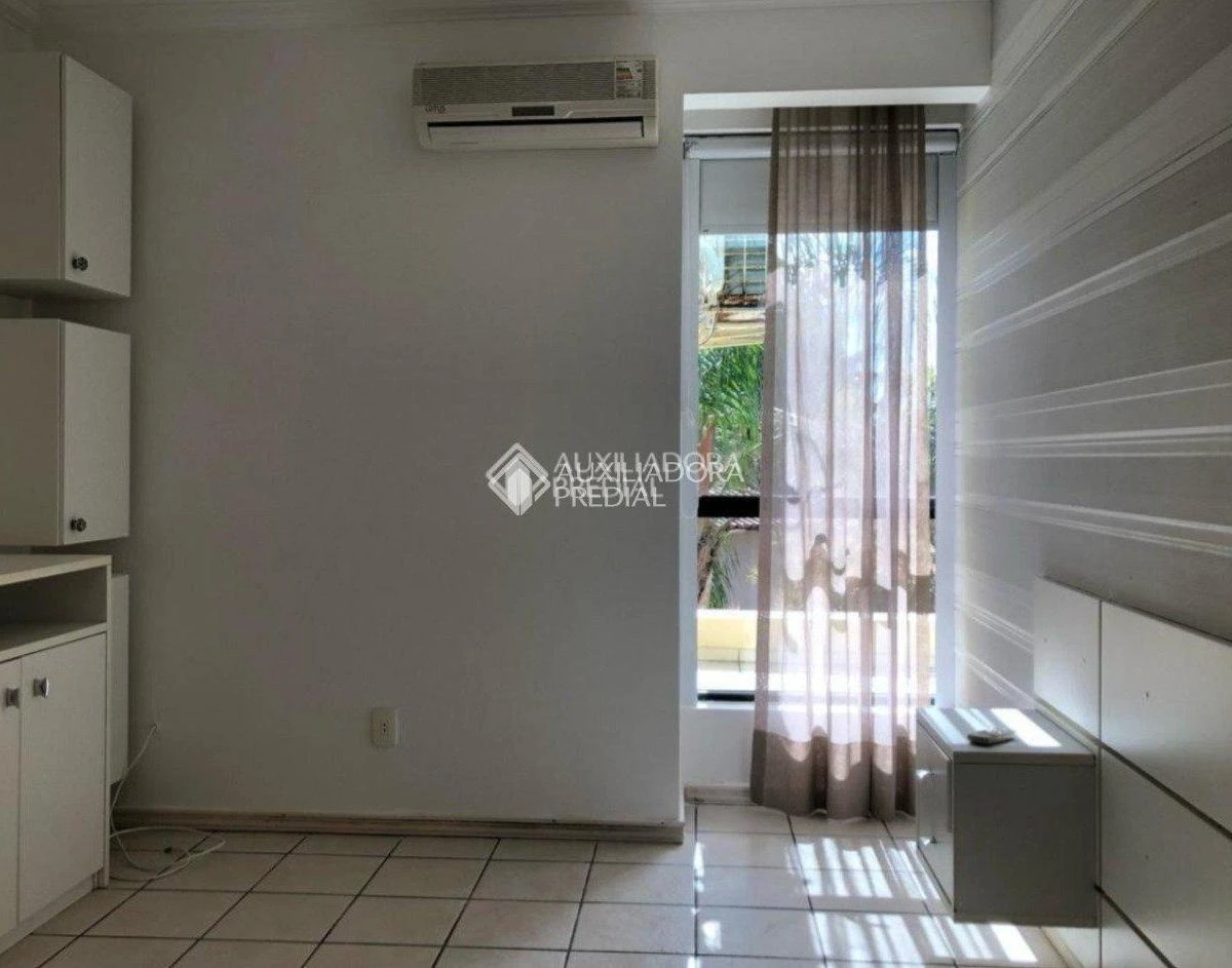 Furnished apartment, 72 m², with a home office — photo 4