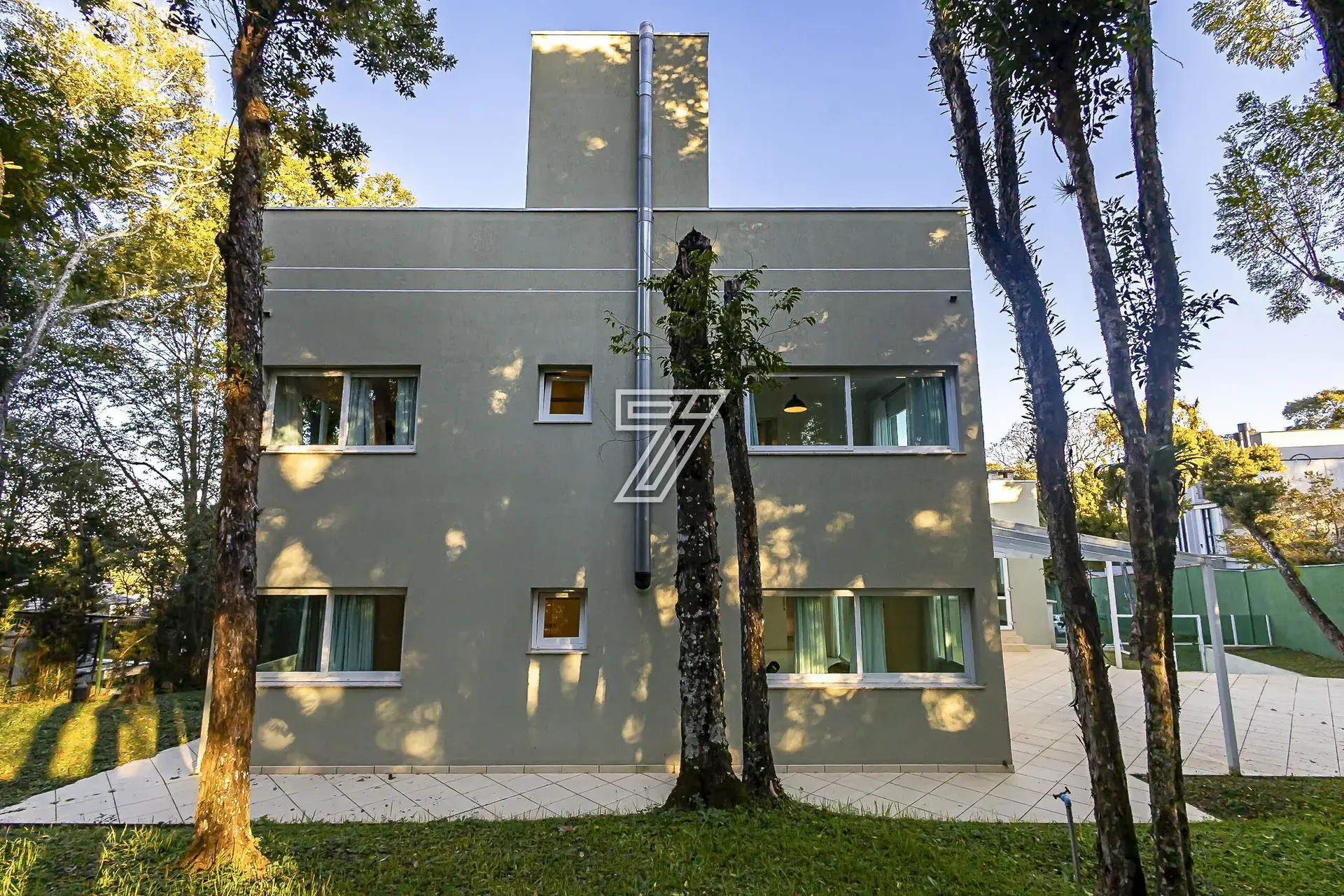 Casa para locação com 4 quartos e 3 suítes — photo 38