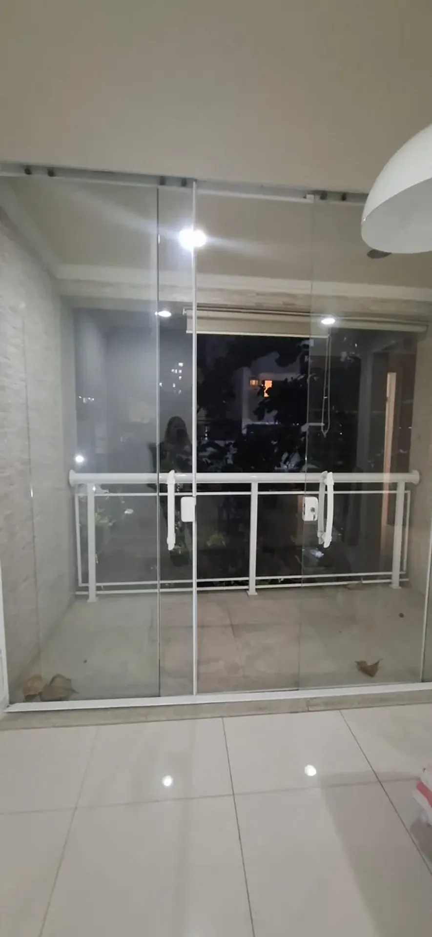 3-bedroom apartment with 2 bathrooms and glass balcony — photo 12