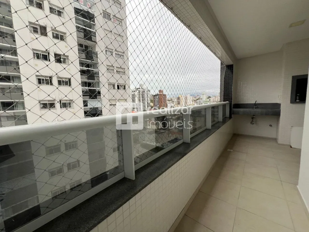 Apartamento amueblado de 3 dormitorios con balcón — photo 15