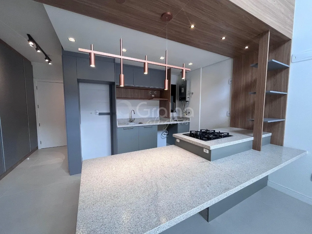 Floor-to-ceiling windows in a one-bedroom apartment, 80 m² — photo 20