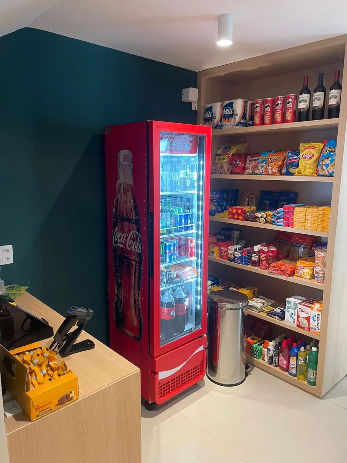 Apartamento mobiliado com cozinha em conceito aberto — photo 9