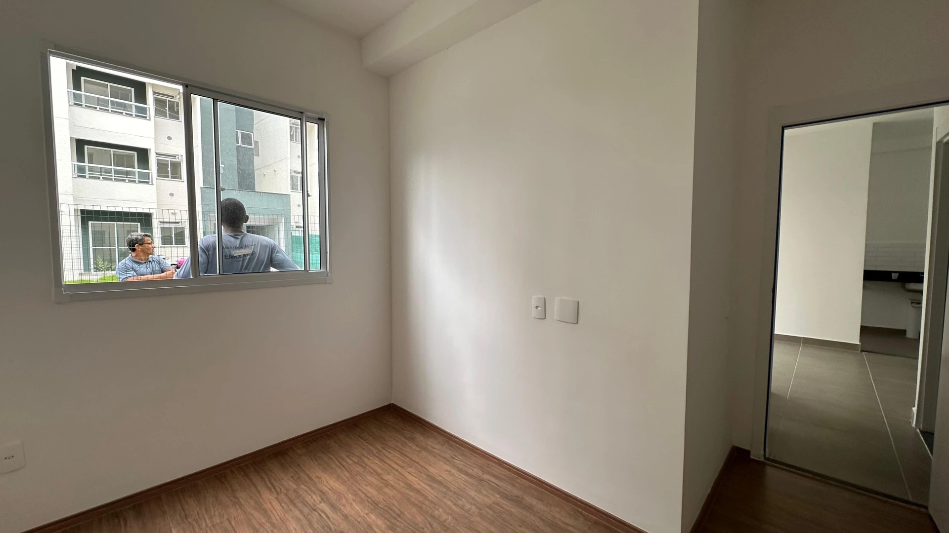 2-bedroom apartment with separate kitchen and pets allowed — photo 32