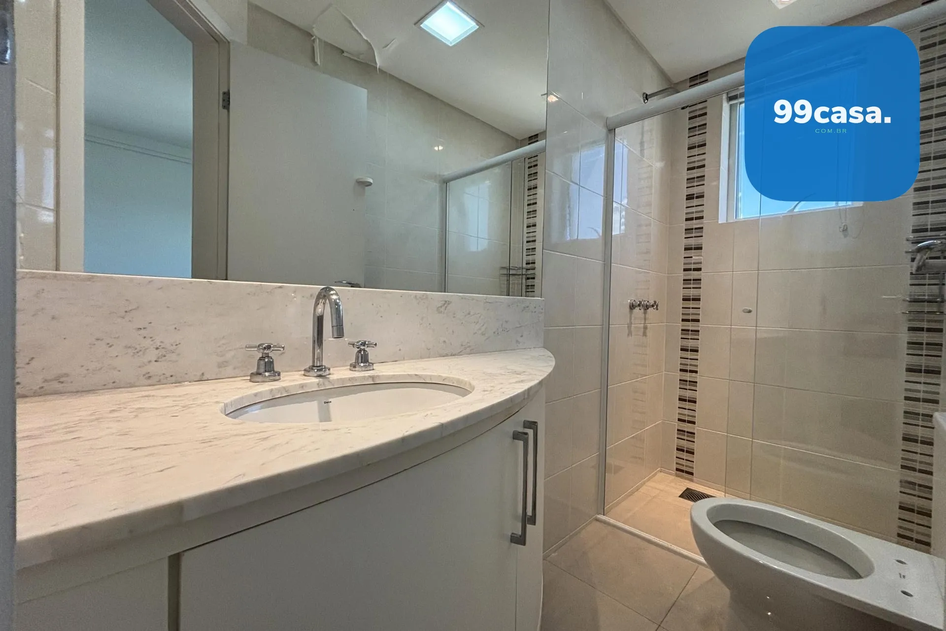 Apartamento de 4 habitaciones y 4 baños con cocina cerrada — photo 23