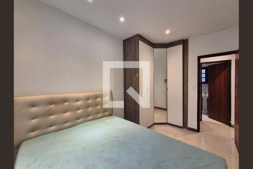 3-bedroom house with a home office — photo 4