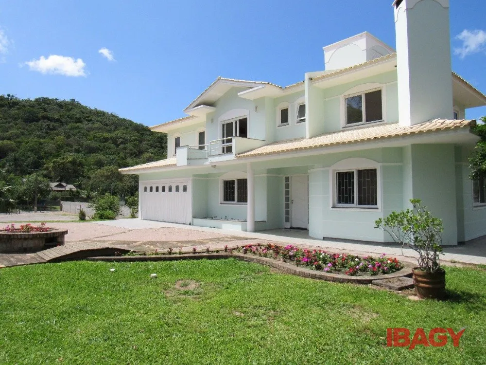 Furnished house with 5 bedrooms on 5200 m² — photo 26