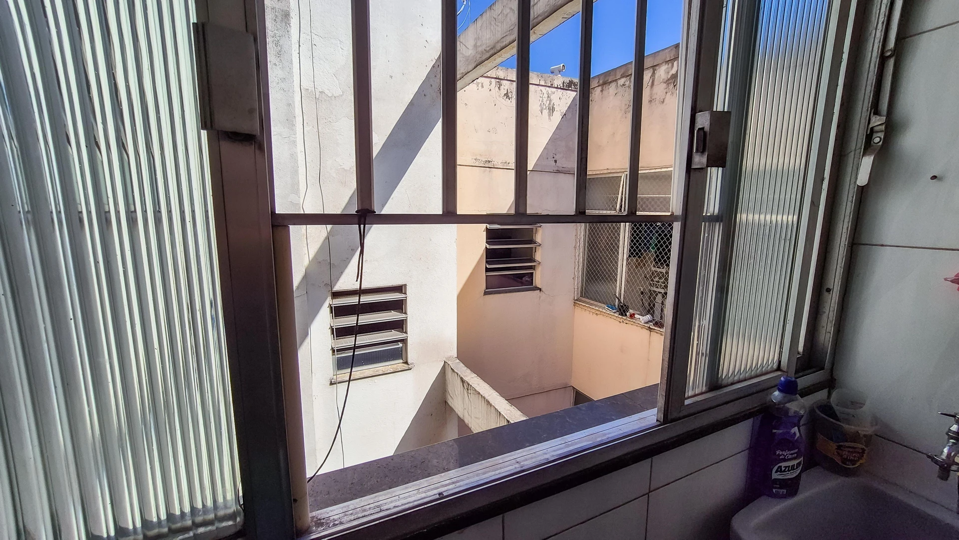 Furnished 2-bedroom apartment with 1 bathroom — photo 46