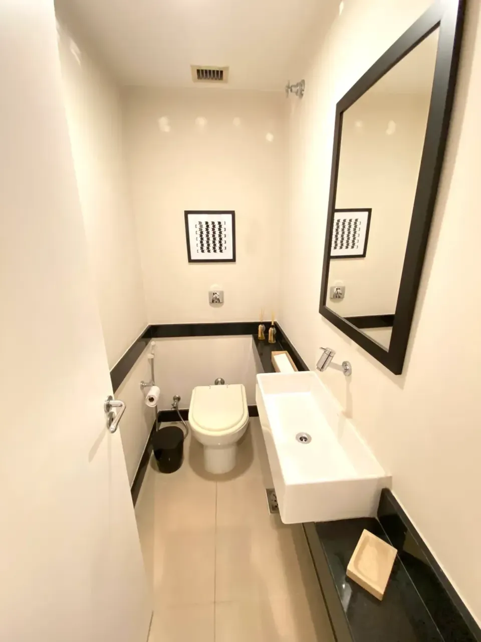 Furnished 2-bedroom apartment with 2 bathrooms — photo 5