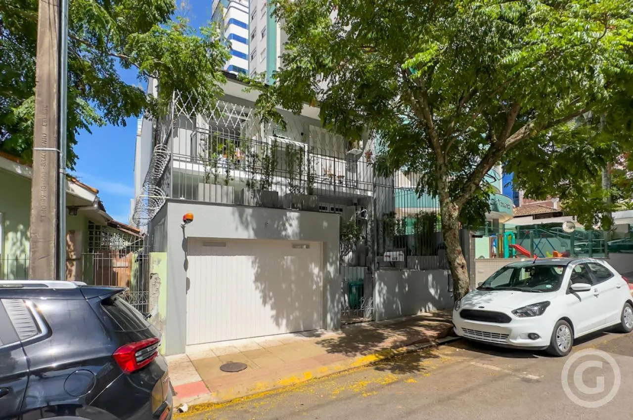 One-bedroom apartment with a dryer in Florianópolis — photo 11