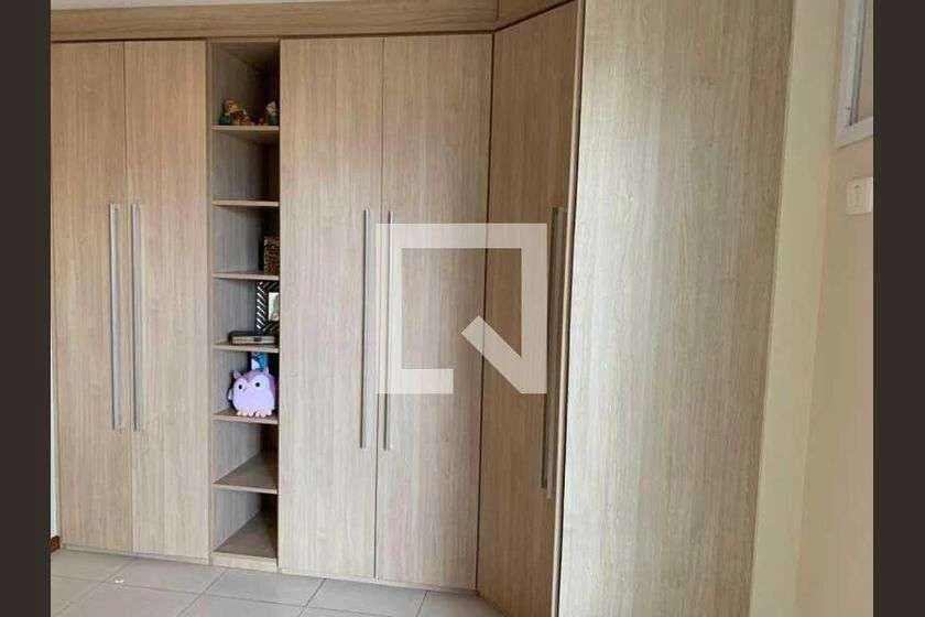 296 m² apartment with 4 bedrooms and 3 parking spots — photo 14