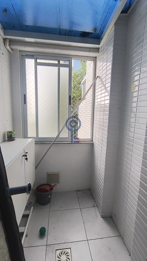 Apartamento de 3 dormitórios com cozinha fechada e 1 vaga — photo 21