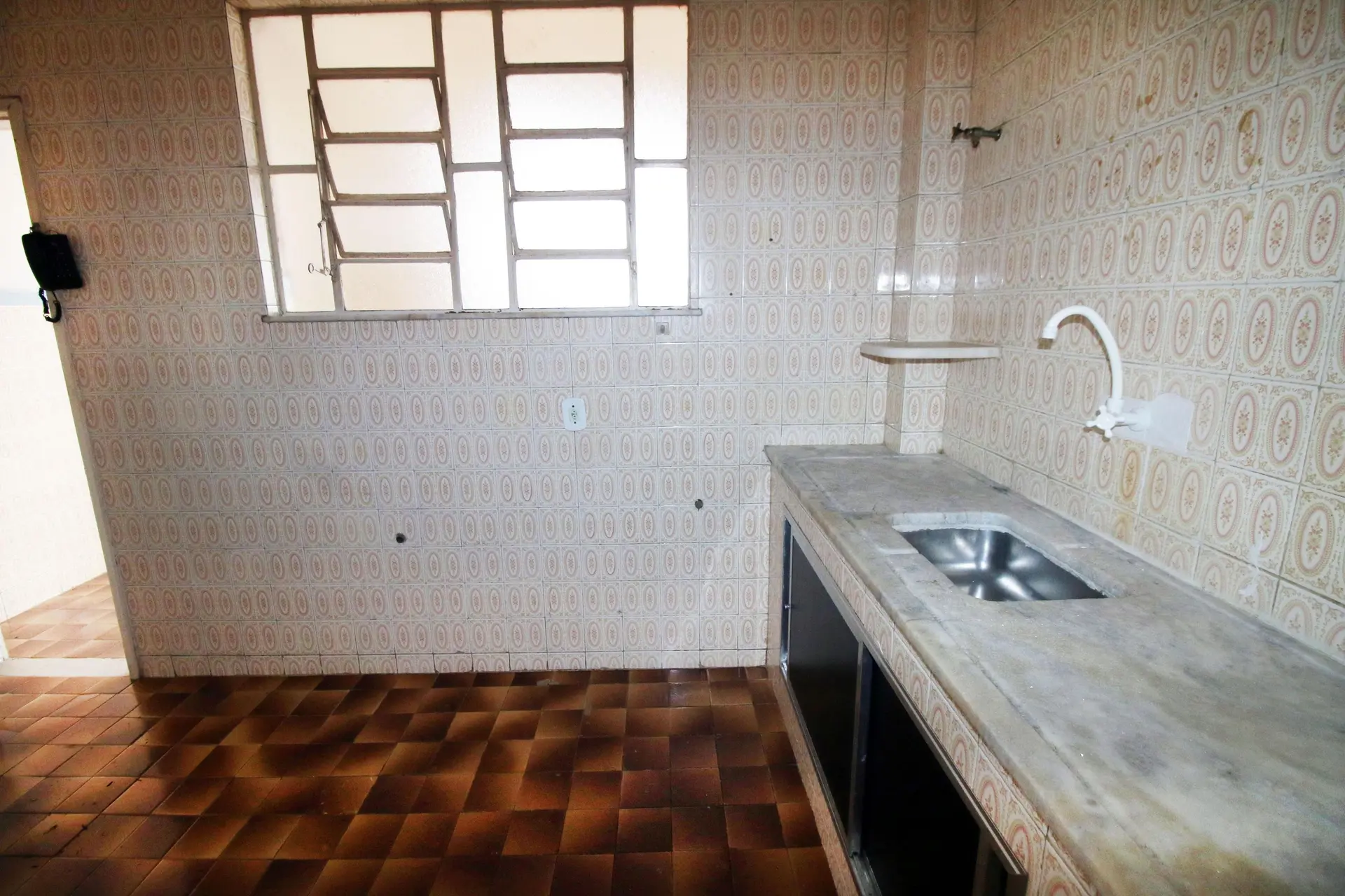 Rental apartment with 2 bedrooms and a private garden — photo 32
