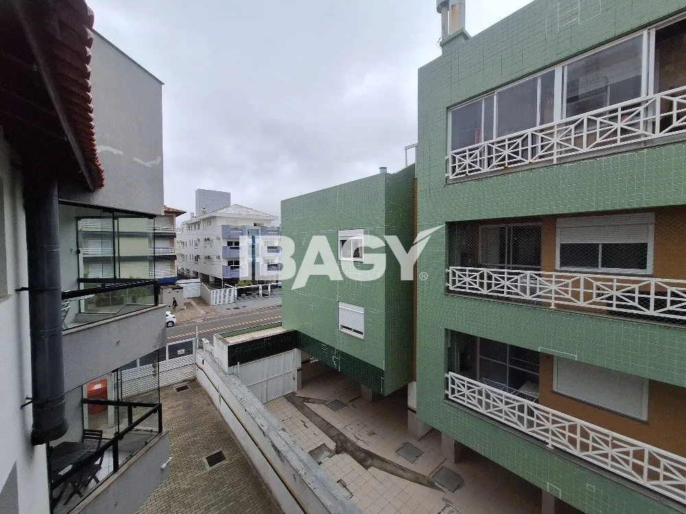 Apartamento de 3 dormitorios con parrilla en la terraza — photo 17
