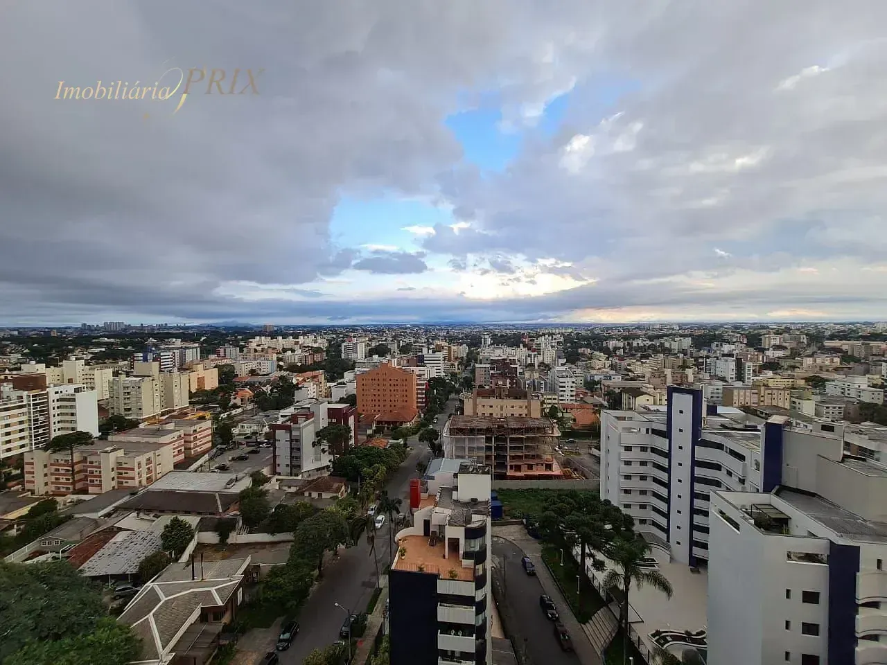 3-bedroom apartment with 90 m², balcony and 2 parking spots — photo 16