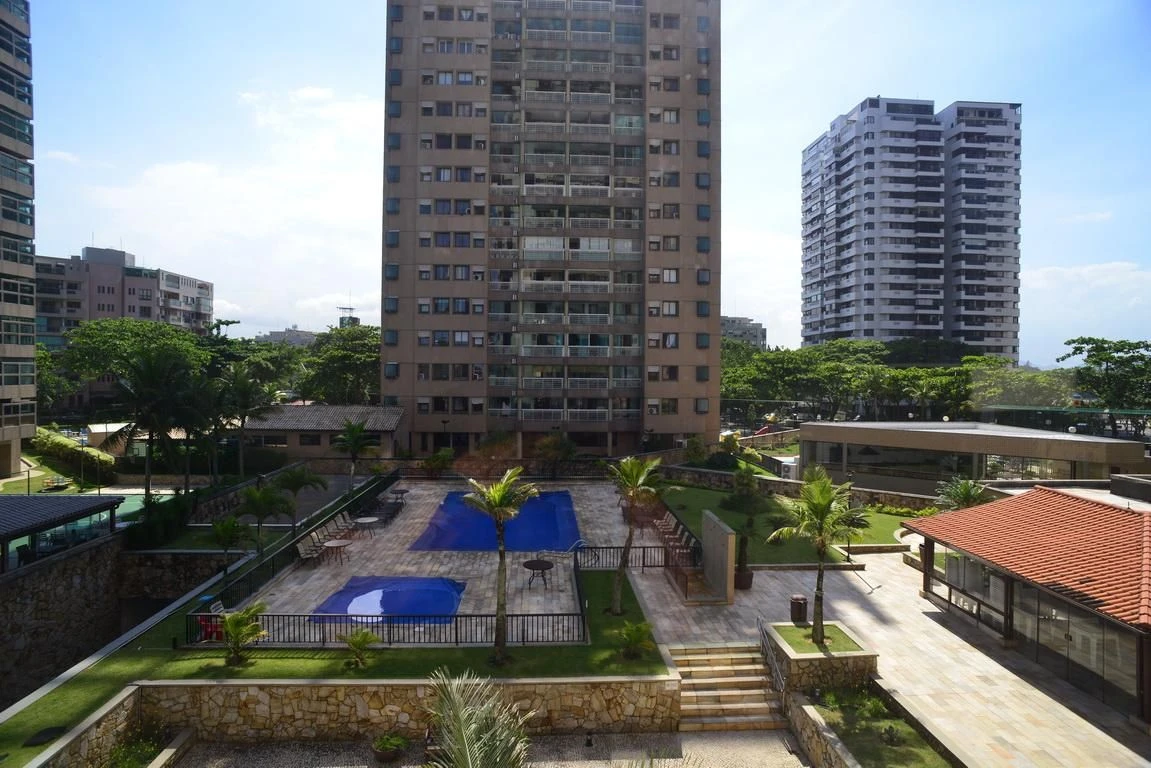 Apartamento mobiliado com 4 quartos e suíte no total — photo 17