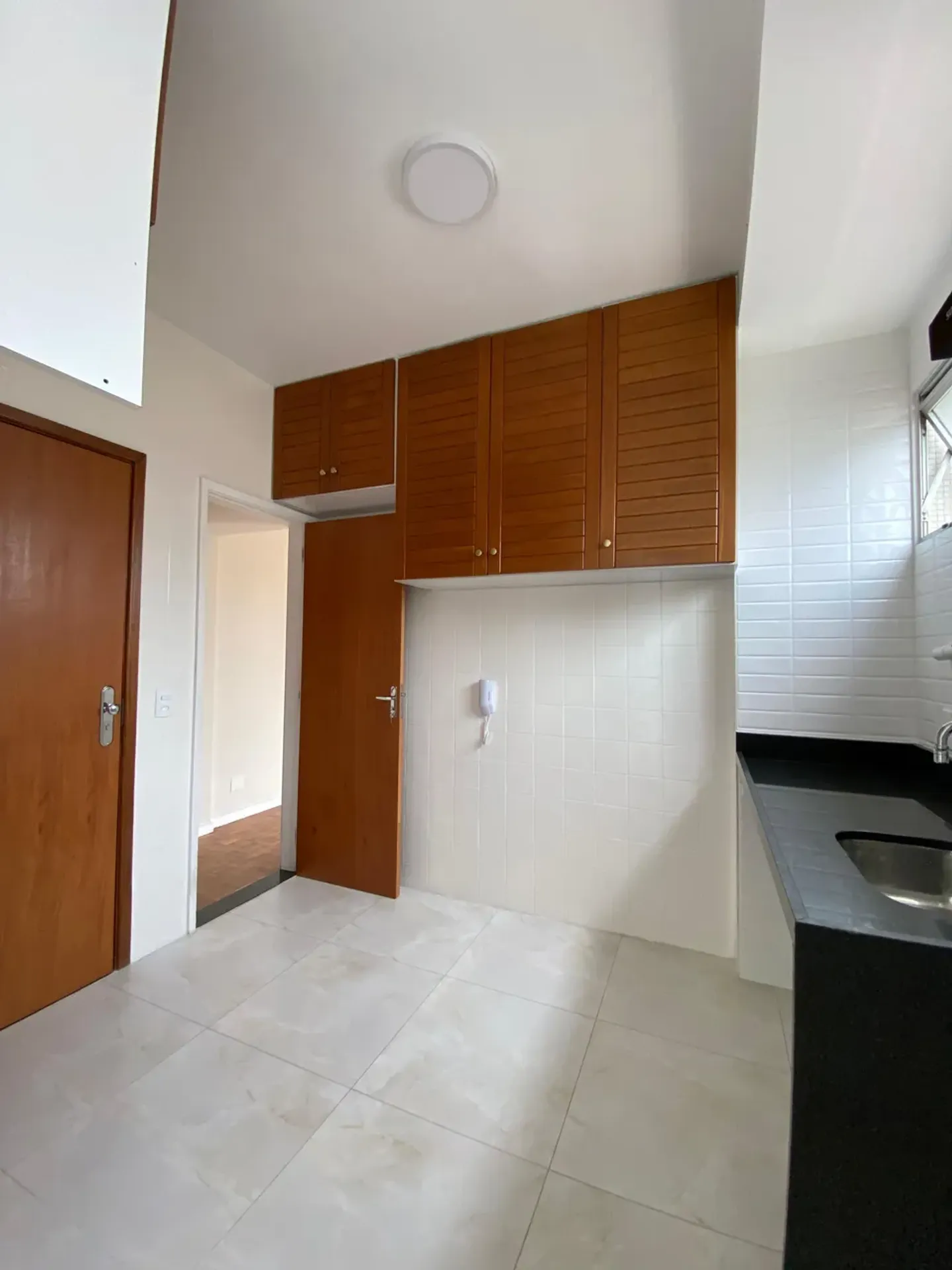 Пральна машина та 2 спальні: квартира 90 м² — photo 28