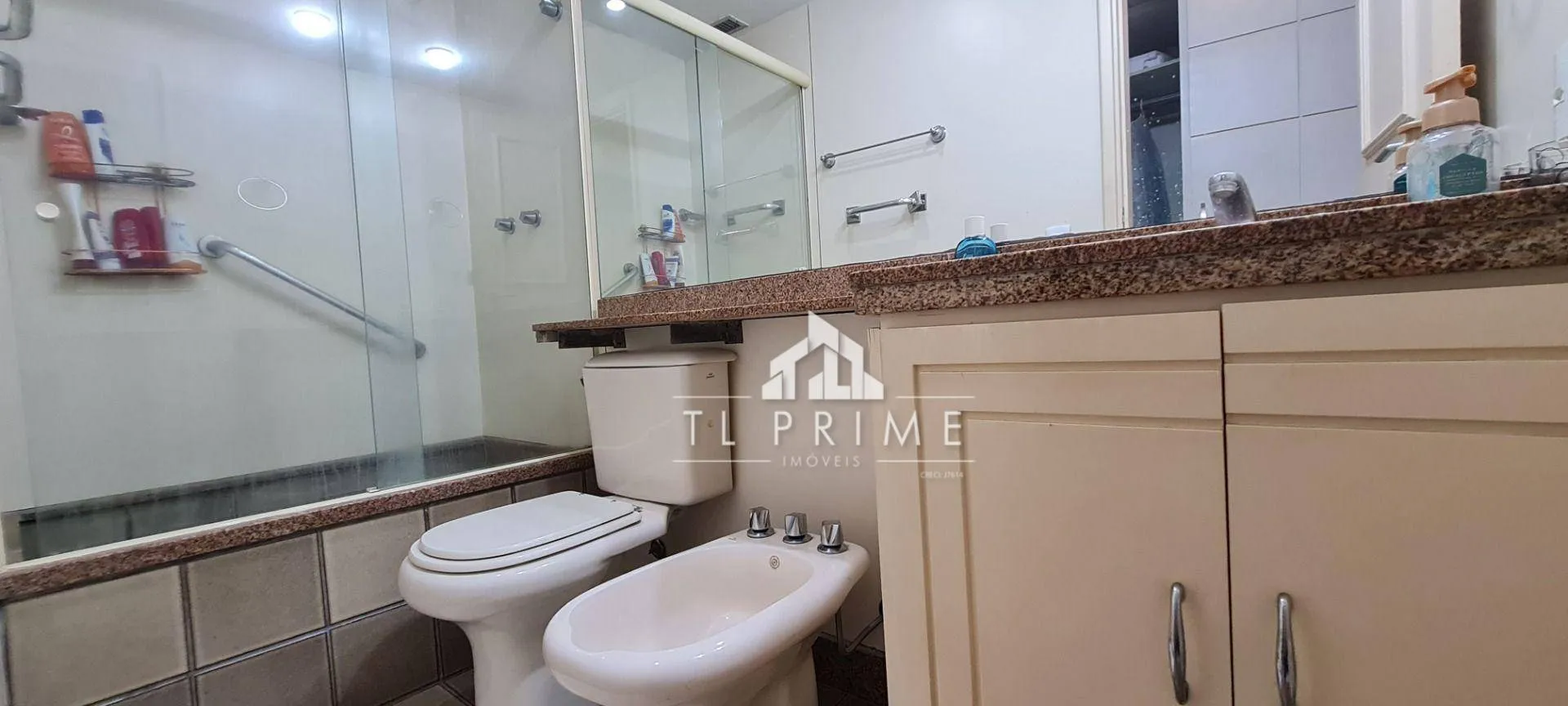 Apartamento de 3 dormitórios com 4 banheiros e varanda — photo 23
