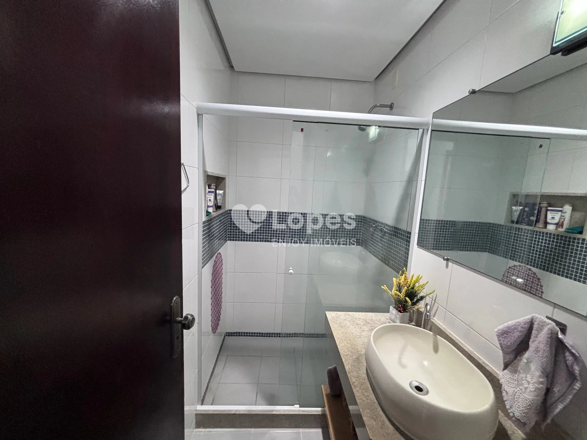 Квартира 103 м² із заскленим балконом та гардеробною — photo 11
