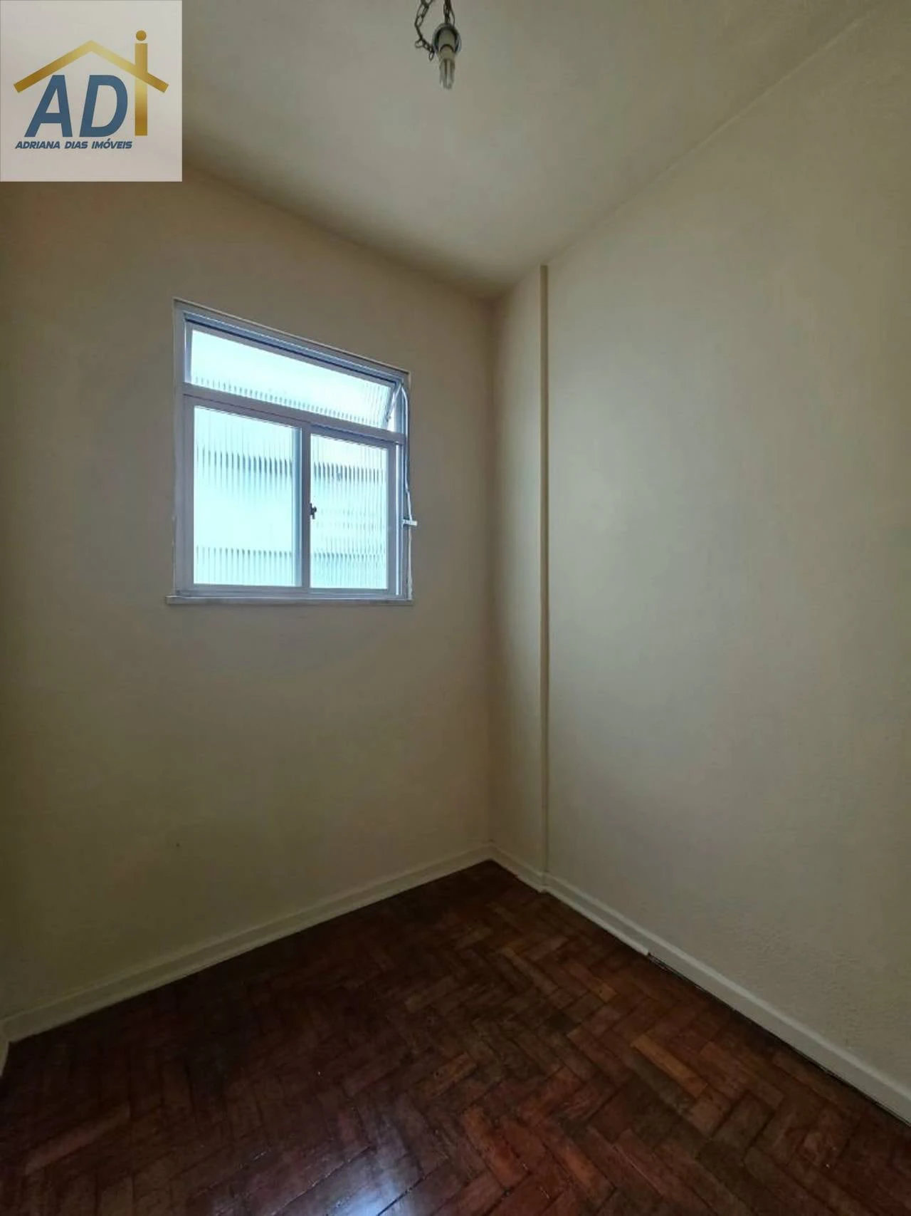 Apartamento de 2 quartos com cozinha fechada separada — photo 14