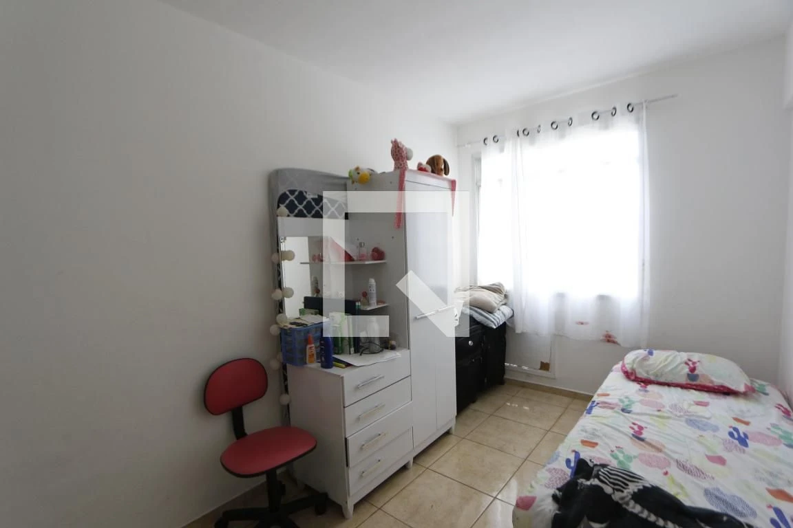 Apartamento mobiliado de 2 quartos em condomínio com piscina — photo 5