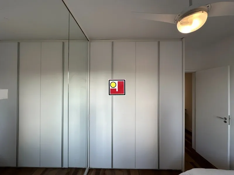 Apartamento mobiliado de 4 quartos com varanda de vidro — photo 18