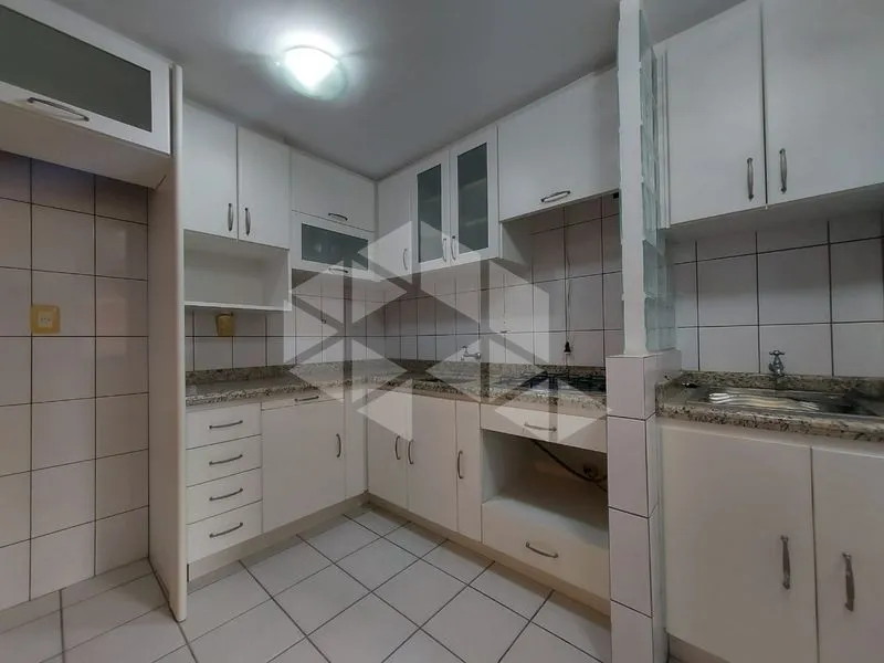 40 m² apartment with 1 bedroom and separate closed kitchen — photo 8