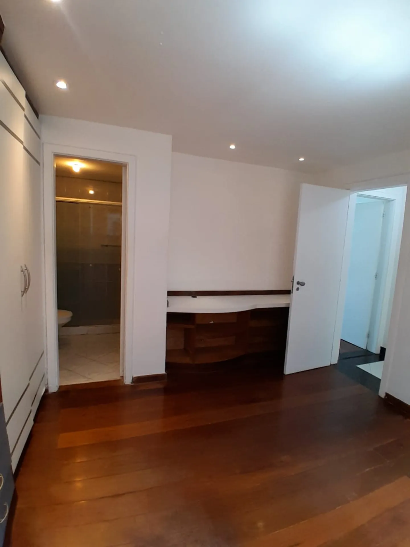 Apartamento com 3 suítes, 260 m² e 3 vagas — photo 10