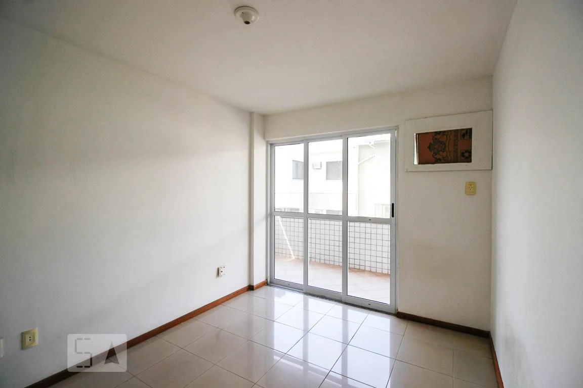 Apartamento sem mobília com 3 quartos e 2 banheiros — photo 16