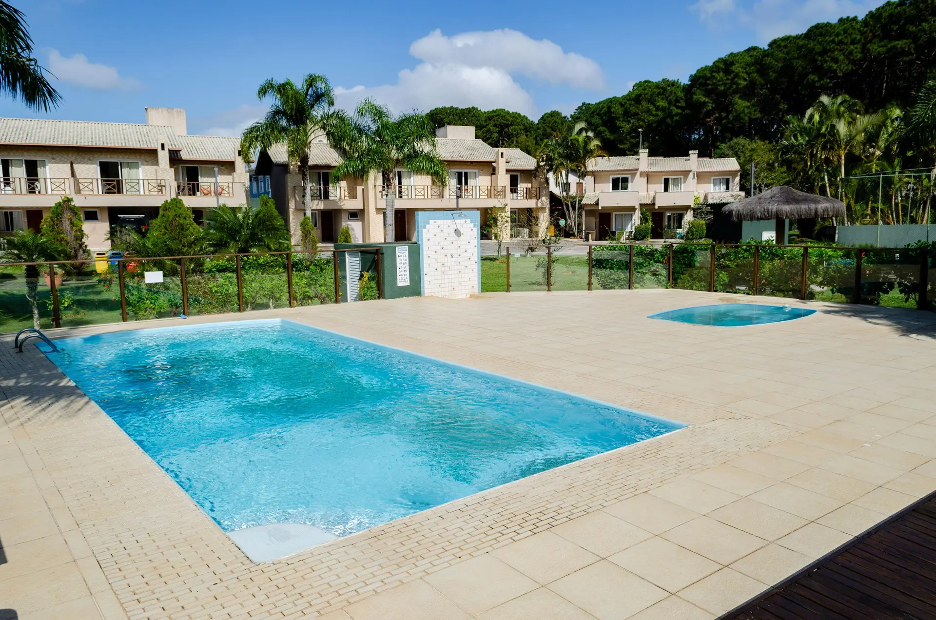 2-bedroom house with a garden in Florianópolis — photo 4