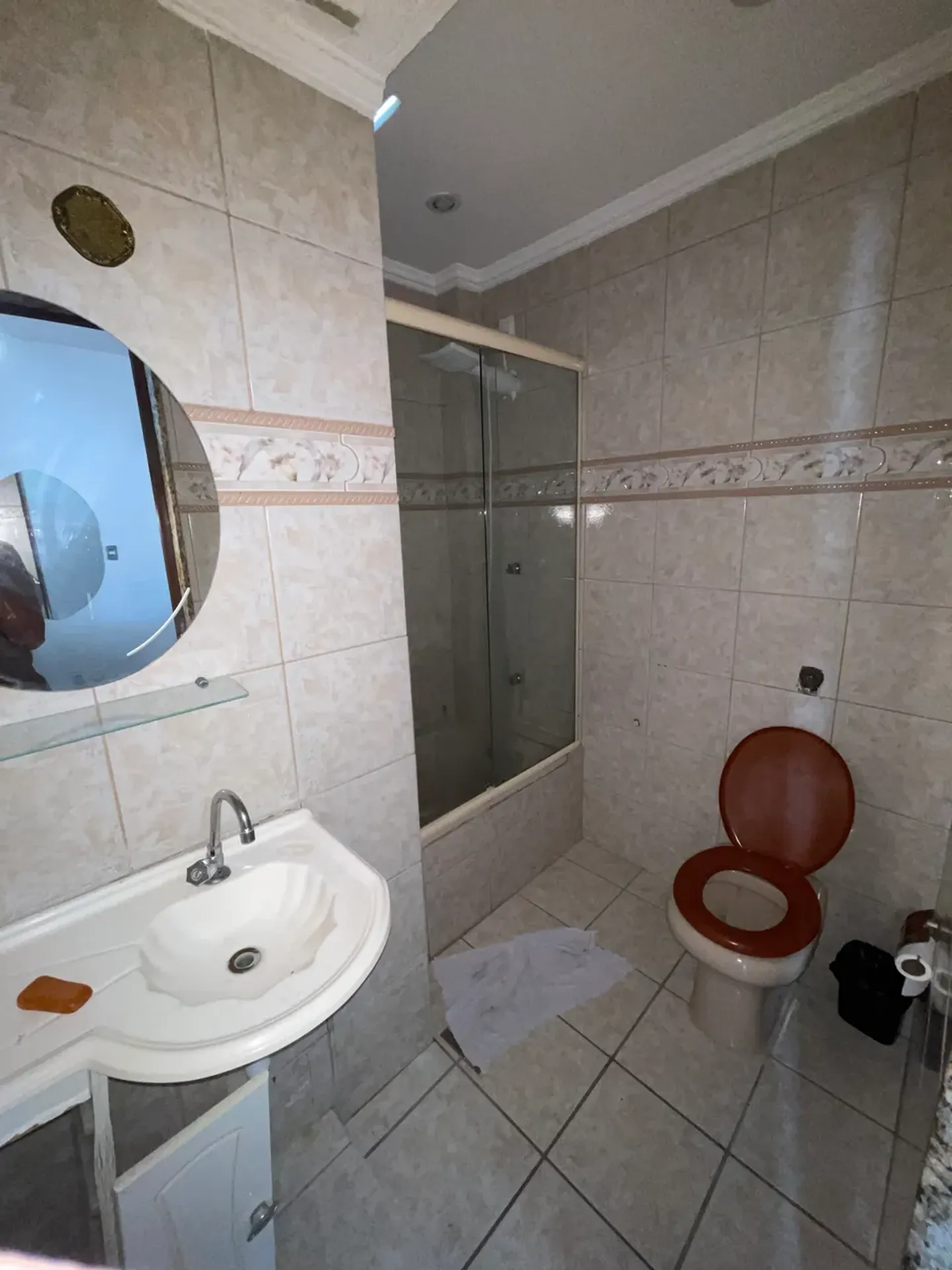 Glass-enclosed balcony in a 2-bedroom apartment, 80 m² — photo 8