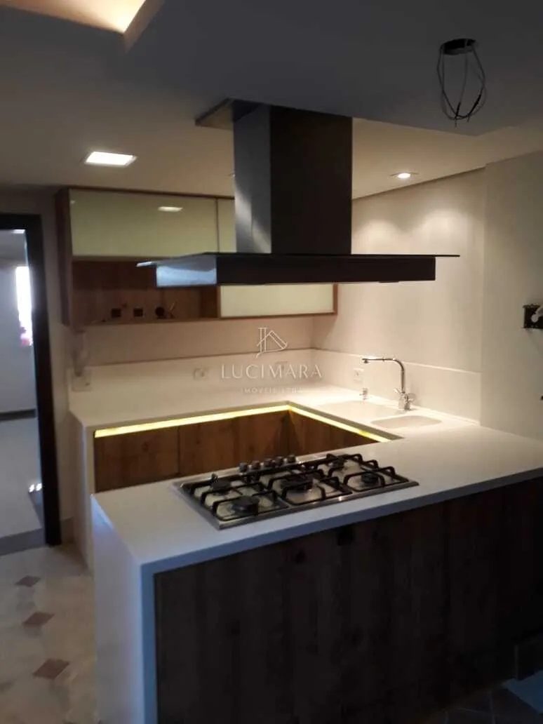 97 m² house with a grill on the balcony and a walk-in closet — photo 4