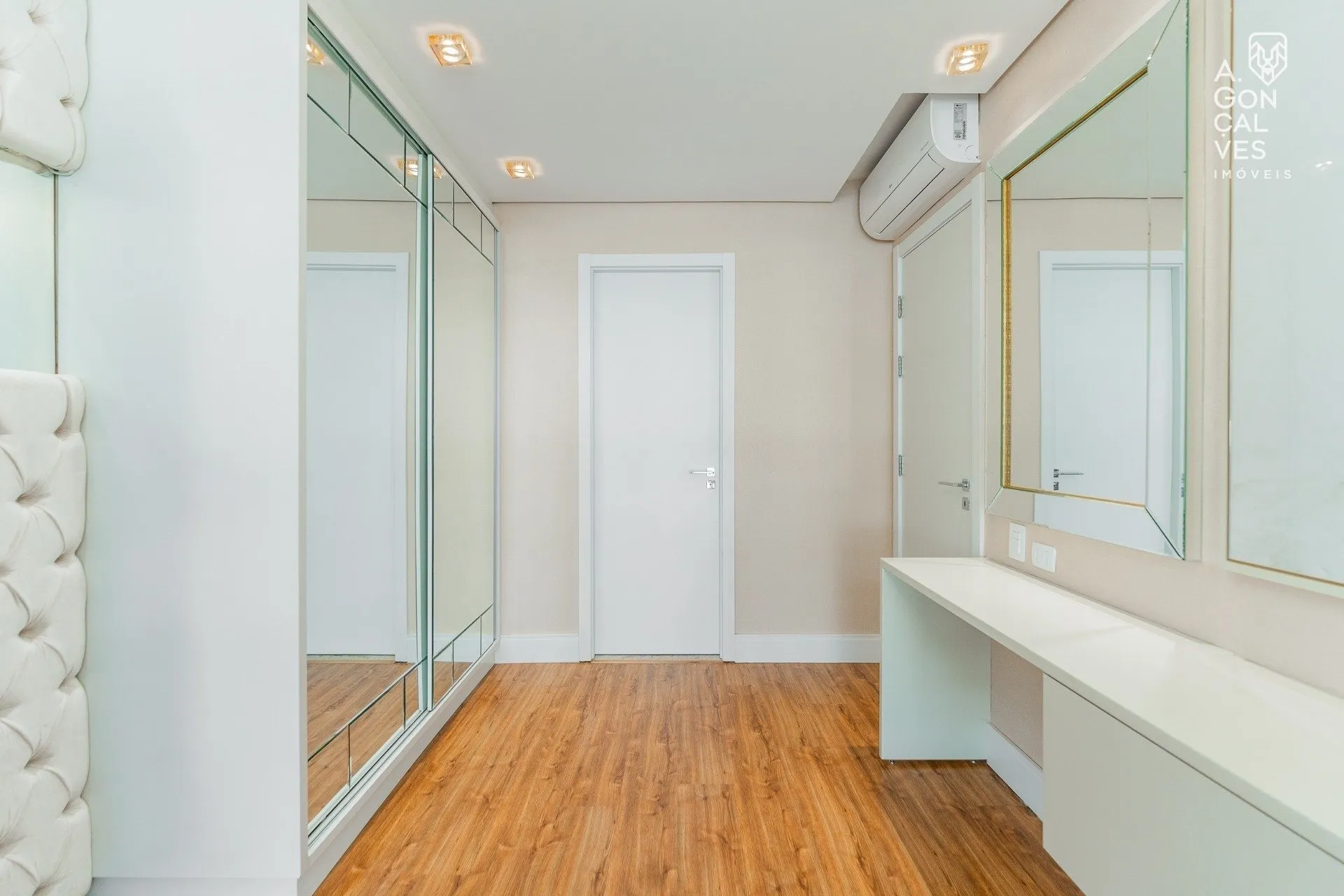 Apartamento mobiliado com 3 quartos e sacada com churrasqueira — photo 22