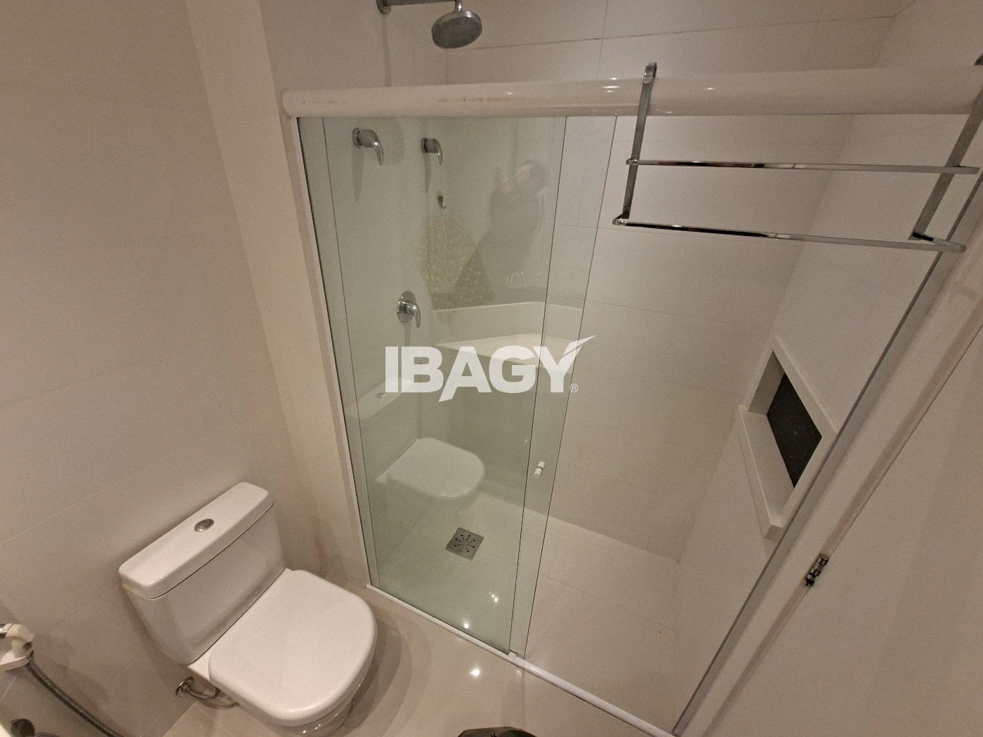 Furnished apartment, 324 m², with a private pool — photo 28