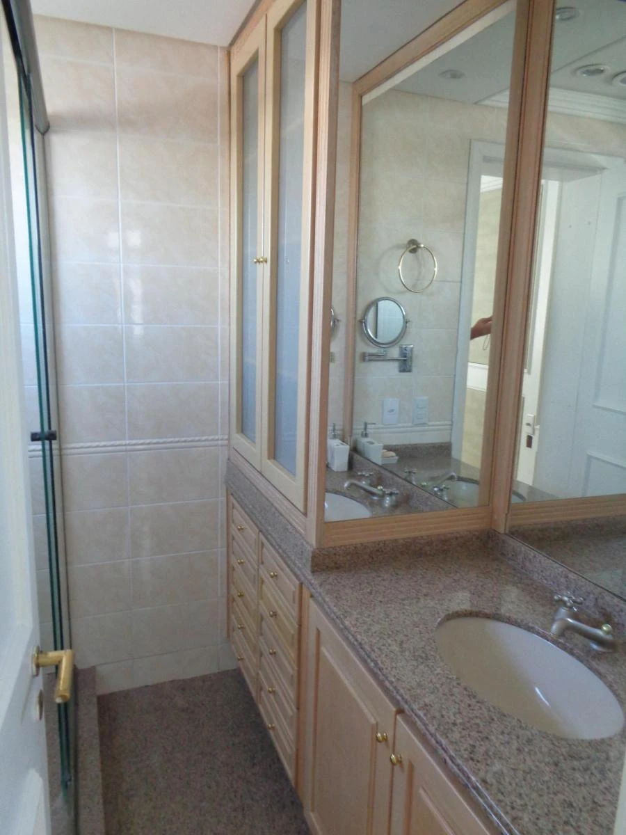 Квартира с 3 спальнями и рабочим местом, Куритиба — photo 16