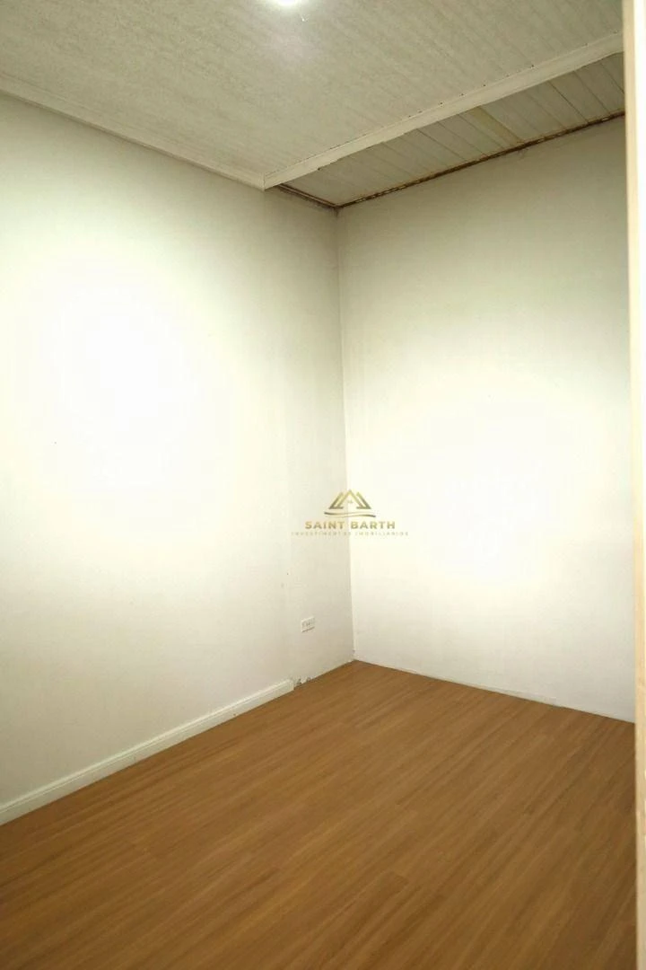 Дом без мебели: 3 спальни, 4 ванные, участок 432 м² — photo 8